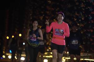 BIB: 4437, 032
                            <button type="button" onclick="openModal(17043499)" class="btn btn-primary btn-sm float-right btn-popup" data-toggle="modal" data-target=".modal-high-quality">
                        <i class="fas fa-shopping-cart"></i> Add to Cart
                    </button>
                                            <button type="button" onclick="isThisMe(17043499, true)" class="btn btn-success btn-sm float-right btn-popup btn-isme hidden" data-toggle="tooltip" data-placement="bottom" title="นี่คือรูปของคุณใช่ไหม คลิกที่นี่เพื่อเอาเข้าอัลบั้ม">
                        <i class="fas fa-plus"></i> Add to album
                    </button>
                    <button type="button" onclick="isThisMe(17043499, false)" class="btn btn-warning btn-sm float-right btn-popup btn-isnotme hidden">
                        <i class="fas fa-ban"></i> Remove from album
                    </button>