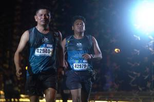 BIB: 42940, 42979
                            <button type="button" onclick="openModal(16982750)" class="btn btn-primary btn-sm float-right btn-popup" data-toggle="modal" data-target=".modal-high-quality">
                        <i class="fas fa-shopping-cart"></i> Add to Cart
                    </button>
                                            <button type="button" onclick="isThisMe(16982750, true)" class="btn btn-success btn-sm float-right btn-popup btn-isme hidden" data-toggle="tooltip" data-placement="bottom" title="นี่คือรูปของคุณใช่ไหม คลิกที่นี่เพื่อเอาเข้าอัลบั้ม">
                        <i class="fas fa-plus"></i> Add to album
                    </button>
                    <button type="button" onclick="isThisMe(16982750, false)" class="btn btn-warning btn-sm float-right btn-popup btn-isnotme hidden">
                        <i class="fas fa-ban"></i> Remove from album
                    </button>