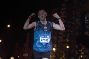 BIB: 42939
                            <button type="button" onclick="openModal(17001732)" class="btn btn-primary btn-sm float-right btn-popup" data-toggle="modal" data-target=".modal-high-quality">
                        <i class="fas fa-shopping-cart"></i> Add to Cart
                    </button>
                                            <button type="button" onclick="isThisMe(17001732, true)" class="btn btn-success btn-sm float-right btn-popup btn-isme hidden" data-toggle="tooltip" data-placement="bottom" title="นี่คือรูปของคุณใช่ไหม คลิกที่นี่เพื่อเอาเข้าอัลบั้ม">
                        <i class="fas fa-plus"></i> Add to album
                    </button>
                    <button type="button" onclick="isThisMe(17001732, false)" class="btn btn-warning btn-sm float-right btn-popup btn-isnotme hidden">
                        <i class="fas fa-ban"></i> Remove from album
                    </button>