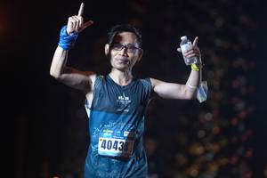 BIB: 40438
                            <button type="button" onclick="openModal(16990279)" class="btn btn-primary btn-sm float-right btn-popup" data-toggle="modal" data-target=".modal-high-quality">
                        <i class="fas fa-shopping-cart"></i> Add to Cart
                    </button>
                                            <button type="button" onclick="isThisMe(16990279, true)" class="btn btn-success btn-sm float-right btn-popup btn-isme hidden" data-toggle="tooltip" data-placement="bottom" title="นี่คือรูปของคุณใช่ไหม คลิกที่นี่เพื่อเอาเข้าอัลบั้ม">
                        <i class="fas fa-plus"></i> Add to album
                    </button>
                    <button type="button" onclick="isThisMe(16990279, false)" class="btn btn-warning btn-sm float-right btn-popup btn-isnotme hidden">
                        <i class="fas fa-ban"></i> Remove from album
                    </button>