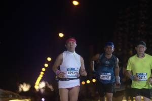 BIB: 41939, 41976, 0617
                            <button type="button" onclick="openModal(16975242)" class="btn btn-primary btn-sm float-right btn-popup" data-toggle="modal" data-target=".modal-high-quality">
                        <i class="fas fa-shopping-cart"></i> Add to Cart
                    </button>
                                            <button type="button" onclick="isThisMe(16975242, true)" class="btn btn-success btn-sm float-right btn-popup btn-isme hidden" data-toggle="tooltip" data-placement="bottom" title="นี่คือรูปของคุณใช่ไหม คลิกที่นี่เพื่อเอาเข้าอัลบั้ม">
                        <i class="fas fa-plus"></i> Add to album
                    </button>
                    <button type="button" onclick="isThisMe(16975242, false)" class="btn btn-warning btn-sm float-right btn-popup btn-isnotme hidden">
                        <i class="fas fa-ban"></i> Remove from album
                    </button>