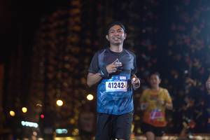 BIB: 41242
                            <button type="button" onclick="openModal(17016289)" class="btn btn-primary btn-sm float-right btn-popup" data-toggle="modal" data-target=".modal-high-quality">
                        <i class="fas fa-shopping-cart"></i> Add to Cart
                    </button>
                                            <button type="button" onclick="isThisMe(17016289, true)" class="btn btn-success btn-sm float-right btn-popup btn-isme hidden" data-toggle="tooltip" data-placement="bottom" title="นี่คือรูปของคุณใช่ไหม คลิกที่นี่เพื่อเอาเข้าอัลบั้ม">
                        <i class="fas fa-plus"></i> Add to album
                    </button>
                    <button type="button" onclick="isThisMe(17016289, false)" class="btn btn-warning btn-sm float-right btn-popup btn-isnotme hidden">
                        <i class="fas fa-ban"></i> Remove from album
                    </button>