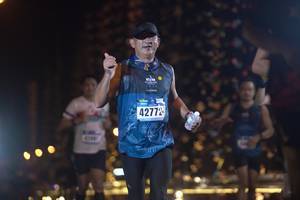 BIB: 42772
                            <button type="button" onclick="openModal(16973624)" class="btn btn-primary btn-sm float-right btn-popup" data-toggle="modal" data-target=".modal-high-quality">
                        <i class="fas fa-shopping-cart"></i> Add to Cart
                    </button>
                                            <button type="button" onclick="isThisMe(16973624, true)" class="btn btn-success btn-sm float-right btn-popup btn-isme hidden" data-toggle="tooltip" data-placement="bottom" title="นี่คือรูปของคุณใช่ไหม คลิกที่นี่เพื่อเอาเข้าอัลบั้ม">
                        <i class="fas fa-plus"></i> Add to album
                    </button>
                    <button type="button" onclick="isThisMe(16973624, false)" class="btn btn-warning btn-sm float-right btn-popup btn-isnotme hidden">
                        <i class="fas fa-ban"></i> Remove from album
                    </button>