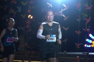 BIB: 1061, 44186
                            <button type="button" onclick="openModal(17015350)" class="btn btn-primary btn-sm float-right btn-popup" data-toggle="modal" data-target=".modal-high-quality">
                        <i class="fas fa-shopping-cart"></i> Add to Cart
                    </button>
                                            <button type="button" onclick="isThisMe(17015350, true)" class="btn btn-success btn-sm float-right btn-popup btn-isme hidden" data-toggle="tooltip" data-placement="bottom" title="นี่คือรูปของคุณใช่ไหม คลิกที่นี่เพื่อเอาเข้าอัลบั้ม">
                        <i class="fas fa-plus"></i> Add to album
                    </button>
                    <button type="button" onclick="isThisMe(17015350, false)" class="btn btn-warning btn-sm float-right btn-popup btn-isnotme hidden">
                        <i class="fas fa-ban"></i> Remove from album
                    </button>