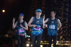 BIB: 610
                            <button type="button" onclick="openModal(16989315)" class="btn btn-primary btn-sm float-right btn-popup" data-toggle="modal" data-target=".modal-high-quality">
                        <i class="fas fa-shopping-cart"></i> Add to Cart
                    </button>
                                            <button type="button" onclick="isThisMe(16989315, true)" class="btn btn-success btn-sm float-right btn-popup btn-isme hidden" data-toggle="tooltip" data-placement="bottom" title="นี่คือรูปของคุณใช่ไหม คลิกที่นี่เพื่อเอาเข้าอัลบั้ม">
                        <i class="fas fa-plus"></i> Add to album
                    </button>
                    <button type="button" onclick="isThisMe(16989315, false)" class="btn btn-warning btn-sm float-right btn-popup btn-isnotme hidden">
                        <i class="fas fa-ban"></i> Remove from album
                    </button>