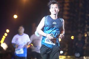 BIB: 40795
                            <button type="button" onclick="openModal(16938098)" class="btn btn-primary btn-sm float-right btn-popup" data-toggle="modal" data-target=".modal-high-quality">
                        <i class="fas fa-shopping-cart"></i> Add to Cart
                    </button>
                                            <button type="button" onclick="isThisMe(16938098, true)" class="btn btn-success btn-sm float-right btn-popup btn-isme hidden" data-toggle="tooltip" data-placement="bottom" title="นี่คือรูปของคุณใช่ไหม คลิกที่นี่เพื่อเอาเข้าอัลบั้ม">
                        <i class="fas fa-plus"></i> Add to album
                    </button>
                    <button type="button" onclick="isThisMe(16938098, false)" class="btn btn-warning btn-sm float-right btn-popup btn-isnotme hidden">
                        <i class="fas fa-ban"></i> Remove from album
                    </button>