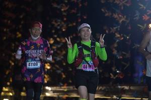 BIB: 41100, 4475
                            <button type="button" onclick="openModal(17008599)" class="btn btn-primary btn-sm float-right btn-popup" data-toggle="modal" data-target=".modal-high-quality">
                        <i class="fas fa-shopping-cart"></i> Add to Cart
                    </button>
                                            <button type="button" onclick="isThisMe(17008599, true)" class="btn btn-success btn-sm float-right btn-popup btn-isme hidden" data-toggle="tooltip" data-placement="bottom" title="นี่คือรูปของคุณใช่ไหม คลิกที่นี่เพื่อเอาเข้าอัลบั้ม">
                        <i class="fas fa-plus"></i> Add to album
                    </button>
                    <button type="button" onclick="isThisMe(17008599, false)" class="btn btn-warning btn-sm float-right btn-popup btn-isnotme hidden">
                        <i class="fas fa-ban"></i> Remove from album
                    </button>