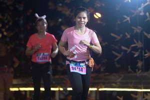 BIB: 4454, 94114
                            <button type="button" onclick="openModal(17050274)" class="btn btn-primary btn-sm float-right btn-popup" data-toggle="modal" data-target=".modal-high-quality">
                        <i class="fas fa-shopping-cart"></i> Add to Cart
                    </button>
                                            <button type="button" onclick="isThisMe(17050274, true)" class="btn btn-success btn-sm float-right btn-popup btn-isme hidden" data-toggle="tooltip" data-placement="bottom" title="นี่คือรูปของคุณใช่ไหม คลิกที่นี่เพื่อเอาเข้าอัลบั้ม">
                        <i class="fas fa-plus"></i> Add to album
                    </button>
                    <button type="button" onclick="isThisMe(17050274, false)" class="btn btn-warning btn-sm float-right btn-popup btn-isnotme hidden">
                        <i class="fas fa-ban"></i> Remove from album
                    </button>