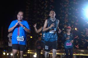 BIB: 4255, 42986, 44357
                            <button type="button" onclick="openModal(17004517)" class="btn btn-primary btn-sm float-right btn-popup" data-toggle="modal" data-target=".modal-high-quality">
                        <i class="fas fa-shopping-cart"></i> Add to Cart
                    </button>
                                            <button type="button" onclick="isThisMe(17004517, true)" class="btn btn-success btn-sm float-right btn-popup btn-isme hidden" data-toggle="tooltip" data-placement="bottom" title="นี่คือรูปของคุณใช่ไหม คลิกที่นี่เพื่อเอาเข้าอัลบั้ม">
                        <i class="fas fa-plus"></i> Add to album
                    </button>
                    <button type="button" onclick="isThisMe(17004517, false)" class="btn btn-warning btn-sm float-right btn-popup btn-isnotme hidden">
                        <i class="fas fa-ban"></i> Remove from album
                    </button>