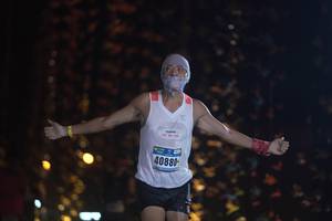 BIB: 40880
                            <button type="button" onclick="openModal(16986533)" class="btn btn-primary btn-sm float-right btn-popup" data-toggle="modal" data-target=".modal-high-quality">
                        <i class="fas fa-shopping-cart"></i> Add to Cart
                    </button>
                                            <button type="button" onclick="isThisMe(16986533, true)" class="btn btn-success btn-sm float-right btn-popup btn-isme hidden" data-toggle="tooltip" data-placement="bottom" title="นี่คือรูปของคุณใช่ไหม คลิกที่นี่เพื่อเอาเข้าอัลบั้ม">
                        <i class="fas fa-plus"></i> Add to album
                    </button>
                    <button type="button" onclick="isThisMe(16986533, false)" class="btn btn-warning btn-sm float-right btn-popup btn-isnotme hidden">
                        <i class="fas fa-ban"></i> Remove from album
                    </button>