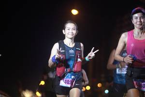 BIB: 41650, 402
                            <button type="button" onclick="openModal(16975820)" class="btn btn-primary btn-sm float-right btn-popup" data-toggle="modal" data-target=".modal-high-quality">
                        <i class="fas fa-shopping-cart"></i> Add to Cart
                    </button>
                                            <button type="button" onclick="isThisMe(16975820, true)" class="btn btn-success btn-sm float-right btn-popup btn-isme hidden" data-toggle="tooltip" data-placement="bottom" title="นี่คือรูปของคุณใช่ไหม คลิกที่นี่เพื่อเอาเข้าอัลบั้ม">
                        <i class="fas fa-plus"></i> Add to album
                    </button>
                    <button type="button" onclick="isThisMe(16975820, false)" class="btn btn-warning btn-sm float-right btn-popup btn-isnotme hidden">
                        <i class="fas fa-ban"></i> Remove from album
                    </button>