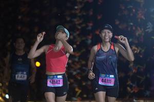 BIB: 41431, 4142
                            <button type="button" onclick="openModal(17026608)" class="btn btn-primary btn-sm float-right btn-popup" data-toggle="modal" data-target=".modal-high-quality">
                        <i class="fas fa-shopping-cart"></i> Add to Cart
                    </button>
                                            <button type="button" onclick="isThisMe(17026608, true)" class="btn btn-success btn-sm float-right btn-popup btn-isme hidden" data-toggle="tooltip" data-placement="bottom" title="นี่คือรูปของคุณใช่ไหม คลิกที่นี่เพื่อเอาเข้าอัลบั้ม">
                        <i class="fas fa-plus"></i> Add to album
                    </button>
                    <button type="button" onclick="isThisMe(17026608, false)" class="btn btn-warning btn-sm float-right btn-popup btn-isnotme hidden">
                        <i class="fas fa-ban"></i> Remove from album
                    </button>