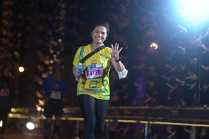 BIB: 44728
                            <button type="button" onclick="openModal(17039691)" class="btn btn-primary btn-sm float-right btn-popup" data-toggle="modal" data-target=".modal-high-quality">
                        <i class="fas fa-shopping-cart"></i> Add to Cart
                    </button>
                                            <button type="button" onclick="isThisMe(17039691, true)" class="btn btn-success btn-sm float-right btn-popup btn-isme hidden" data-toggle="tooltip" data-placement="bottom" title="นี่คือรูปของคุณใช่ไหม คลิกที่นี่เพื่อเอาเข้าอัลบั้ม">
                        <i class="fas fa-plus"></i> Add to album
                    </button>
                    <button type="button" onclick="isThisMe(17039691, false)" class="btn btn-warning btn-sm float-right btn-popup btn-isnotme hidden">
                        <i class="fas fa-ban"></i> Remove from album
                    </button>