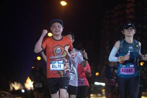 BIB: 44080
                            <button type="button" onclick="openModal(16974287)" class="btn btn-primary btn-sm float-right btn-popup" data-toggle="modal" data-target=".modal-high-quality">
                        <i class="fas fa-shopping-cart"></i> Add to Cart
                    </button>
                                            <button type="button" onclick="isThisMe(16974287, true)" class="btn btn-success btn-sm float-right btn-popup btn-isme hidden" data-toggle="tooltip" data-placement="bottom" title="นี่คือรูปของคุณใช่ไหม คลิกที่นี่เพื่อเอาเข้าอัลบั้ม">
                        <i class="fas fa-plus"></i> Add to album
                    </button>
                    <button type="button" onclick="isThisMe(16974287, false)" class="btn btn-warning btn-sm float-right btn-popup btn-isnotme hidden">
                        <i class="fas fa-ban"></i> Remove from album
                    </button>