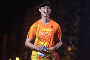 BIB: 265
                            <button type="button" onclick="openModal(17043441)" class="btn btn-primary btn-sm float-right btn-popup" data-toggle="modal" data-target=".modal-high-quality">
                        <i class="fas fa-shopping-cart"></i> Add to Cart
                    </button>
                                            <button type="button" onclick="isThisMe(17043441, true)" class="btn btn-success btn-sm float-right btn-popup btn-isme hidden" data-toggle="tooltip" data-placement="bottom" title="นี่คือรูปของคุณใช่ไหม คลิกที่นี่เพื่อเอาเข้าอัลบั้ม">
                        <i class="fas fa-plus"></i> Add to album
                    </button>
                    <button type="button" onclick="isThisMe(17043441, false)" class="btn btn-warning btn-sm float-right btn-popup btn-isnotme hidden">
                        <i class="fas fa-ban"></i> Remove from album
                    </button>