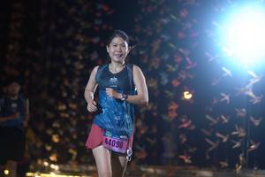 BIB: 44090
                            <button type="button" onclick="openModal(17024448)" class="btn btn-primary btn-sm float-right btn-popup" data-toggle="modal" data-target=".modal-high-quality">
                        <i class="fas fa-shopping-cart"></i> Add to Cart
                    </button>
                                            <button type="button" onclick="isThisMe(17024448, true)" class="btn btn-success btn-sm float-right btn-popup btn-isme hidden" data-toggle="tooltip" data-placement="bottom" title="นี่คือรูปของคุณใช่ไหม คลิกที่นี่เพื่อเอาเข้าอัลบั้ม">
                        <i class="fas fa-plus"></i> Add to album
                    </button>
                    <button type="button" onclick="isThisMe(17024448, false)" class="btn btn-warning btn-sm float-right btn-popup btn-isnotme hidden">
                        <i class="fas fa-ban"></i> Remove from album
                    </button>