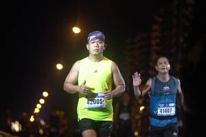 BIB: 42005, 41407
                            <button type="button" onclick="openModal(16995711)" class="btn btn-primary btn-sm float-right btn-popup" data-toggle="modal" data-target=".modal-high-quality">
                        <i class="fas fa-shopping-cart"></i> Add to Cart
                    </button>
                                            <button type="button" onclick="isThisMe(16995711, true)" class="btn btn-success btn-sm float-right btn-popup btn-isme hidden" data-toggle="tooltip" data-placement="bottom" title="นี่คือรูปของคุณใช่ไหม คลิกที่นี่เพื่อเอาเข้าอัลบั้ม">
                        <i class="fas fa-plus"></i> Add to album
                    </button>
                    <button type="button" onclick="isThisMe(16995711, false)" class="btn btn-warning btn-sm float-right btn-popup btn-isnotme hidden">
                        <i class="fas fa-ban"></i> Remove from album
                    </button>