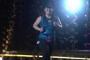 BIB: 446
                            <button type="button" onclick="openModal(17038849)" class="btn btn-primary btn-sm float-right btn-popup" data-toggle="modal" data-target=".modal-high-quality">
                        <i class="fas fa-shopping-cart"></i> Add to Cart
                    </button>
                                            <button type="button" onclick="isThisMe(17038849, true)" class="btn btn-success btn-sm float-right btn-popup btn-isme hidden" data-toggle="tooltip" data-placement="bottom" title="นี่คือรูปของคุณใช่ไหม คลิกที่นี่เพื่อเอาเข้าอัลบั้ม">
                        <i class="fas fa-plus"></i> Add to album
                    </button>
                    <button type="button" onclick="isThisMe(17038849, false)" class="btn btn-warning btn-sm float-right btn-popup btn-isnotme hidden">
                        <i class="fas fa-ban"></i> Remove from album
                    </button>