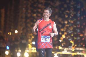 BIB: 41237
                            <button type="button" onclick="openModal(16928680)" class="btn btn-primary btn-sm float-right btn-popup" data-toggle="modal" data-target=".modal-high-quality">
                        <i class="fas fa-shopping-cart"></i> Add to Cart
                    </button>
                                            <button type="button" onclick="isThisMe(16928680, true)" class="btn btn-success btn-sm float-right btn-popup btn-isme hidden" data-toggle="tooltip" data-placement="bottom" title="นี่คือรูปของคุณใช่ไหม คลิกที่นี่เพื่อเอาเข้าอัลบั้ม">
                        <i class="fas fa-plus"></i> Add to album
                    </button>
                    <button type="button" onclick="isThisMe(16928680, false)" class="btn btn-warning btn-sm float-right btn-popup btn-isnotme hidden">
                        <i class="fas fa-ban"></i> Remove from album
                    </button>