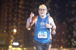 BIB: 202, 41704
                            <button type="button" onclick="openModal(16932581)" class="btn btn-primary btn-sm float-right btn-popup" data-toggle="modal" data-target=".modal-high-quality">
                        <i class="fas fa-shopping-cart"></i> Add to Cart
                    </button>
                                            <button type="button" onclick="isThisMe(16932581, true)" class="btn btn-success btn-sm float-right btn-popup btn-isme hidden" data-toggle="tooltip" data-placement="bottom" title="นี่คือรูปของคุณใช่ไหม คลิกที่นี่เพื่อเอาเข้าอัลบั้ม">
                        <i class="fas fa-plus"></i> Add to album
                    </button>
                    <button type="button" onclick="isThisMe(16932581, false)" class="btn btn-warning btn-sm float-right btn-popup btn-isnotme hidden">
                        <i class="fas fa-ban"></i> Remove from album
                    </button>