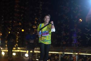 BIB: 44728
                            <button type="button" onclick="openModal(17039543)" class="btn btn-primary btn-sm float-right btn-popup" data-toggle="modal" data-target=".modal-high-quality">
                        <i class="fas fa-shopping-cart"></i> Add to Cart
                    </button>
                                            <button type="button" onclick="isThisMe(17039543, true)" class="btn btn-success btn-sm float-right btn-popup btn-isme hidden" data-toggle="tooltip" data-placement="bottom" title="นี่คือรูปของคุณใช่ไหม คลิกที่นี่เพื่อเอาเข้าอัลบั้ม">
                        <i class="fas fa-plus"></i> Add to album
                    </button>
                    <button type="button" onclick="isThisMe(17039543, false)" class="btn btn-warning btn-sm float-right btn-popup btn-isnotme hidden">
                        <i class="fas fa-ban"></i> Remove from album
                    </button>