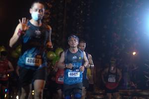 BIB: 40644, 40421, 4315
                            <button type="button" onclick="openModal(16996751)" class="btn btn-primary btn-sm float-right btn-popup" data-toggle="modal" data-target=".modal-high-quality">
                        <i class="fas fa-shopping-cart"></i> Add to Cart
                    </button>
                                            <button type="button" onclick="isThisMe(16996751, true)" class="btn btn-success btn-sm float-right btn-popup btn-isme hidden" data-toggle="tooltip" data-placement="bottom" title="นี่คือรูปของคุณใช่ไหม คลิกที่นี่เพื่อเอาเข้าอัลบั้ม">
                        <i class="fas fa-plus"></i> Add to album
                    </button>
                    <button type="button" onclick="isThisMe(16996751, false)" class="btn btn-warning btn-sm float-right btn-popup btn-isnotme hidden">
                        <i class="fas fa-ban"></i> Remove from album
                    </button>