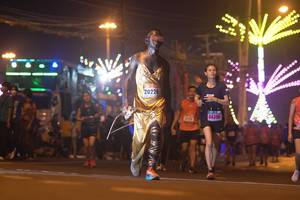 BIB: 20220, 44395
                            <button type="button" onclick="openModal(17094279)" class="btn btn-primary btn-sm float-right btn-popup" data-toggle="modal" data-target=".modal-high-quality">
                        <i class="fas fa-shopping-cart"></i> Add to Cart
                    </button>
                                            <button type="button" onclick="isThisMe(17094279, true)" class="btn btn-success btn-sm float-right btn-popup btn-isme hidden" data-toggle="tooltip" data-placement="bottom" title="นี่คือรูปของคุณใช่ไหม คลิกที่นี่เพื่อเอาเข้าอัลบั้ม">
                        <i class="fas fa-plus"></i> Add to album
                    </button>
                    <button type="button" onclick="isThisMe(17094279, false)" class="btn btn-warning btn-sm float-right btn-popup btn-isnotme hidden">
                        <i class="fas fa-ban"></i> Remove from album
                    </button>