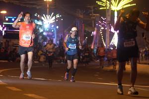 BIB: 1643, 41529, 40039
                            <button type="button" onclick="openModal(17104708)" class="btn btn-primary btn-sm float-right btn-popup" data-toggle="modal" data-target=".modal-high-quality">
                        <i class="fas fa-shopping-cart"></i> Add to Cart
                    </button>
                                            <button type="button" onclick="isThisMe(17104708, true)" class="btn btn-success btn-sm float-right btn-popup btn-isme hidden" data-toggle="tooltip" data-placement="bottom" title="นี่คือรูปของคุณใช่ไหม คลิกที่นี่เพื่อเอาเข้าอัลบั้ม">
                        <i class="fas fa-plus"></i> Add to album
                    </button>
                    <button type="button" onclick="isThisMe(17104708, false)" class="btn btn-warning btn-sm float-right btn-popup btn-isnotme hidden">
                        <i class="fas fa-ban"></i> Remove from album
                    </button>