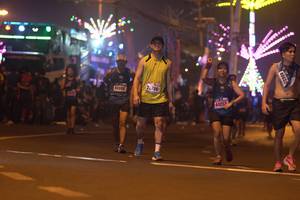 BIB: 2706, 40080, 44253, 652
                            <button type="button" onclick="openModal(17112514)" class="btn btn-primary btn-sm float-right btn-popup" data-toggle="modal" data-target=".modal-high-quality">
                        <i class="fas fa-shopping-cart"></i> Add to Cart
                    </button>
                                            <button type="button" onclick="isThisMe(17112514, true)" class="btn btn-success btn-sm float-right btn-popup btn-isme hidden" data-toggle="tooltip" data-placement="bottom" title="นี่คือรูปของคุณใช่ไหม คลิกที่นี่เพื่อเอาเข้าอัลบั้ม">
                        <i class="fas fa-plus"></i> Add to album
                    </button>
                    <button type="button" onclick="isThisMe(17112514, false)" class="btn btn-warning btn-sm float-right btn-popup btn-isnotme hidden">
                        <i class="fas fa-ban"></i> Remove from album
                    </button>