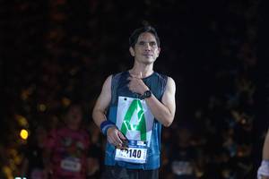 BIB: 140
                            <button type="button" onclick="openModal(16998114)" class="btn btn-primary btn-sm float-right btn-popup" data-toggle="modal" data-target=".modal-high-quality">
                        <i class="fas fa-shopping-cart"></i> Add to Cart
                    </button>
                                            <button type="button" onclick="isThisMe(16998114, true)" class="btn btn-success btn-sm float-right btn-popup btn-isme hidden" data-toggle="tooltip" data-placement="bottom" title="นี่คือรูปของคุณใช่ไหม คลิกที่นี่เพื่อเอาเข้าอัลบั้ม">
                        <i class="fas fa-plus"></i> Add to album
                    </button>
                    <button type="button" onclick="isThisMe(16998114, false)" class="btn btn-warning btn-sm float-right btn-popup btn-isnotme hidden">
                        <i class="fas fa-ban"></i> Remove from album
                    </button>