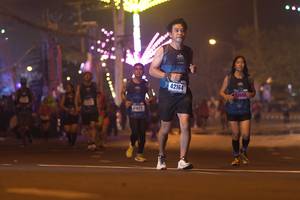 BIB: 42164, 41023
                            <button type="button" onclick="openModal(17116821)" class="btn btn-primary btn-sm float-right btn-popup" data-toggle="modal" data-target=".modal-high-quality">
                        <i class="fas fa-shopping-cart"></i> Add to Cart
                    </button>
                                            <button type="button" onclick="isThisMe(17116821, true)" class="btn btn-success btn-sm float-right btn-popup btn-isme hidden" data-toggle="tooltip" data-placement="bottom" title="นี่คือรูปของคุณใช่ไหม คลิกที่นี่เพื่อเอาเข้าอัลบั้ม">
                        <i class="fas fa-plus"></i> Add to album
                    </button>
                    <button type="button" onclick="isThisMe(17116821, false)" class="btn btn-warning btn-sm float-right btn-popup btn-isnotme hidden">
                        <i class="fas fa-ban"></i> Remove from album
                    </button>