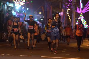 BIB: 260, 25923, 42661
                            <button type="button" onclick="openModal(17105869)" class="btn btn-primary btn-sm float-right btn-popup" data-toggle="modal" data-target=".modal-high-quality">
                        <i class="fas fa-shopping-cart"></i> Add to Cart
                    </button>
                                            <button type="button" onclick="isThisMe(17105869, true)" class="btn btn-success btn-sm float-right btn-popup btn-isme hidden" data-toggle="tooltip" data-placement="bottom" title="นี่คือรูปของคุณใช่ไหม คลิกที่นี่เพื่อเอาเข้าอัลบั้ม">
                        <i class="fas fa-plus"></i> Add to album
                    </button>
                    <button type="button" onclick="isThisMe(17105869, false)" class="btn btn-warning btn-sm float-right btn-popup btn-isnotme hidden">
                        <i class="fas fa-ban"></i> Remove from album
                    </button>