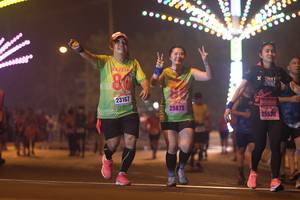 BIB: 23167, 25875, 25530
                            <button type="button" onclick="openModal(17091554)" class="btn btn-primary btn-sm float-right btn-popup" data-toggle="modal" data-target=".modal-high-quality">
                        <i class="fas fa-shopping-cart"></i> Add to Cart
                    </button>
                                            <button type="button" onclick="isThisMe(17091554, true)" class="btn btn-success btn-sm float-right btn-popup btn-isme hidden" data-toggle="tooltip" data-placement="bottom" title="นี่คือรูปของคุณใช่ไหม คลิกที่นี่เพื่อเอาเข้าอัลบั้ม">
                        <i class="fas fa-plus"></i> Add to album
                    </button>
                    <button type="button" onclick="isThisMe(17091554, false)" class="btn btn-warning btn-sm float-right btn-popup btn-isnotme hidden">
                        <i class="fas fa-ban"></i> Remove from album
                    </button>