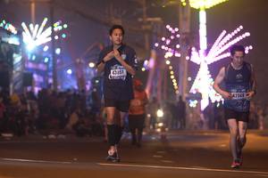 BIB: 43051, 42569
                            <button type="button" onclick="openModal(17118157)" class="btn btn-primary btn-sm float-right btn-popup" data-toggle="modal" data-target=".modal-high-quality">
                        <i class="fas fa-shopping-cart"></i> Add to Cart
                    </button>
                                            <button type="button" onclick="isThisMe(17118157, true)" class="btn btn-success btn-sm float-right btn-popup btn-isme hidden" data-toggle="tooltip" data-placement="bottom" title="นี่คือรูปของคุณใช่ไหม คลิกที่นี่เพื่อเอาเข้าอัลบั้ม">
                        <i class="fas fa-plus"></i> Add to album
                    </button>
                    <button type="button" onclick="isThisMe(17118157, false)" class="btn btn-warning btn-sm float-right btn-popup btn-isnotme hidden">
                        <i class="fas fa-ban"></i> Remove from album
                    </button>