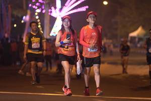 BIB: 21731, 2013
                            <button type="button" onclick="openModal(17107940)" class="btn btn-primary btn-sm float-right btn-popup" data-toggle="modal" data-target=".modal-high-quality">
                        <i class="fas fa-shopping-cart"></i> Add to Cart
                    </button>
                                            <button type="button" onclick="isThisMe(17107940, true)" class="btn btn-success btn-sm float-right btn-popup btn-isme hidden" data-toggle="tooltip" data-placement="bottom" title="นี่คือรูปของคุณใช่ไหม คลิกที่นี่เพื่อเอาเข้าอัลบั้ม">
                        <i class="fas fa-plus"></i> Add to album
                    </button>
                    <button type="button" onclick="isThisMe(17107940, false)" class="btn btn-warning btn-sm float-right btn-popup btn-isnotme hidden">
                        <i class="fas fa-ban"></i> Remove from album
                    </button>