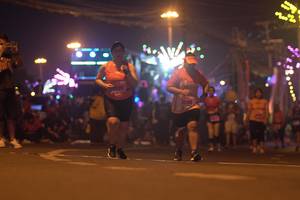 BIB: 25311, 27185
                            <button type="button" onclick="openModal(17093706)" class="btn btn-primary btn-sm float-right btn-popup" data-toggle="modal" data-target=".modal-high-quality">
                        <i class="fas fa-shopping-cart"></i> Add to Cart
                    </button>
                                            <button type="button" onclick="isThisMe(17093706, true)" class="btn btn-success btn-sm float-right btn-popup btn-isme hidden" data-toggle="tooltip" data-placement="bottom" title="นี่คือรูปของคุณใช่ไหม คลิกที่นี่เพื่อเอาเข้าอัลบั้ม">
                        <i class="fas fa-plus"></i> Add to album
                    </button>
                    <button type="button" onclick="isThisMe(17093706, false)" class="btn btn-warning btn-sm float-right btn-popup btn-isnotme hidden">
                        <i class="fas fa-ban"></i> Remove from album
                    </button>