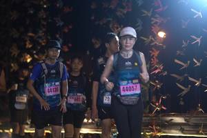 BIB: 44057, 44130, 441
                            <button type="button" onclick="openModal(16989574)" class="btn btn-primary btn-sm float-right btn-popup" data-toggle="modal" data-target=".modal-high-quality">
                        <i class="fas fa-shopping-cart"></i> Add to Cart
                    </button>
                                            <button type="button" onclick="isThisMe(16989574, true)" class="btn btn-success btn-sm float-right btn-popup btn-isme hidden" data-toggle="tooltip" data-placement="bottom" title="นี่คือรูปของคุณใช่ไหม คลิกที่นี่เพื่อเอาเข้าอัลบั้ม">
                        <i class="fas fa-plus"></i> Add to album
                    </button>
                    <button type="button" onclick="isThisMe(16989574, false)" class="btn btn-warning btn-sm float-right btn-popup btn-isnotme hidden">
                        <i class="fas fa-ban"></i> Remove from album
                    </button>