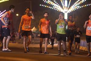 BIB: 64289, 64275, 64273, 1333
                            <button type="button" onclick="openModal(17100291)" class="btn btn-primary btn-sm float-right btn-popup" data-toggle="modal" data-target=".modal-high-quality">
                        <i class="fas fa-shopping-cart"></i> Add to Cart
                    </button>
                                            <button type="button" onclick="isThisMe(17100291, true)" class="btn btn-success btn-sm float-right btn-popup btn-isme hidden" data-toggle="tooltip" data-placement="bottom" title="นี่คือรูปของคุณใช่ไหม คลิกที่นี่เพื่อเอาเข้าอัลบั้ม">
                        <i class="fas fa-plus"></i> Add to album
                    </button>
                    <button type="button" onclick="isThisMe(17100291, false)" class="btn btn-warning btn-sm float-right btn-popup btn-isnotme hidden">
                        <i class="fas fa-ban"></i> Remove from album
                    </button>