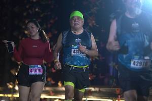BIB: 4316, 42970, 45826
                            <button type="button" onclick="openModal(17022901)" class="btn btn-primary btn-sm float-right btn-popup" data-toggle="modal" data-target=".modal-high-quality">
                        <i class="fas fa-shopping-cart"></i> Add to Cart
                    </button>
                                            <button type="button" onclick="isThisMe(17022901, true)" class="btn btn-success btn-sm float-right btn-popup btn-isme hidden" data-toggle="tooltip" data-placement="bottom" title="นี่คือรูปของคุณใช่ไหม คลิกที่นี่เพื่อเอาเข้าอัลบั้ม">
                        <i class="fas fa-plus"></i> Add to album
                    </button>
                    <button type="button" onclick="isThisMe(17022901, false)" class="btn btn-warning btn-sm float-right btn-popup btn-isnotme hidden">
                        <i class="fas fa-ban"></i> Remove from album
                    </button>
