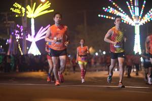 BIB: 548
                            <button type="button" onclick="openModal(17060039)" class="btn btn-primary btn-sm float-right btn-popup" data-toggle="modal" data-target=".modal-high-quality">
                        <i class="fas fa-shopping-cart"></i> Add to Cart
                    </button>
                                            <button type="button" onclick="isThisMe(17060039, true)" class="btn btn-success btn-sm float-right btn-popup btn-isme hidden" data-toggle="tooltip" data-placement="bottom" title="นี่คือรูปของคุณใช่ไหม คลิกที่นี่เพื่อเอาเข้าอัลบั้ม">
                        <i class="fas fa-plus"></i> Add to album
                    </button>
                    <button type="button" onclick="isThisMe(17060039, false)" class="btn btn-warning btn-sm float-right btn-popup btn-isnotme hidden">
                        <i class="fas fa-ban"></i> Remove from album
                    </button>
