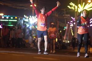 BIB: 27216, 27109
                            <button type="button" onclick="openModal(17088766)" class="btn btn-primary btn-sm float-right btn-popup" data-toggle="modal" data-target=".modal-high-quality">
                        <i class="fas fa-shopping-cart"></i> Add to Cart
                    </button>
                                            <button type="button" onclick="isThisMe(17088766, true)" class="btn btn-success btn-sm float-right btn-popup btn-isme hidden" data-toggle="tooltip" data-placement="bottom" title="นี่คือรูปของคุณใช่ไหม คลิกที่นี่เพื่อเอาเข้าอัลบั้ม">
                        <i class="fas fa-plus"></i> Add to album
                    </button>
                    <button type="button" onclick="isThisMe(17088766, false)" class="btn btn-warning btn-sm float-right btn-popup btn-isnotme hidden">
                        <i class="fas fa-ban"></i> Remove from album
                    </button>