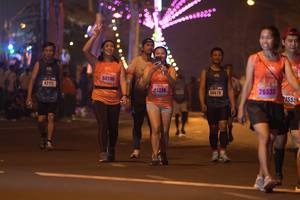 BIB: 94240, 26533, 1555, 42117, 1236, 40620
                            <button type="button" onclick="openModal(17108692)" class="btn btn-primary btn-sm float-right btn-popup" data-toggle="modal" data-target=".modal-high-quality">
                        <i class="fas fa-shopping-cart"></i> Add to Cart
                    </button>
                                            <button type="button" onclick="isThisMe(17108692, true)" class="btn btn-success btn-sm float-right btn-popup btn-isme hidden" data-toggle="tooltip" data-placement="bottom" title="นี่คือรูปของคุณใช่ไหม คลิกที่นี่เพื่อเอาเข้าอัลบั้ม">
                        <i class="fas fa-plus"></i> Add to album
                    </button>
                    <button type="button" onclick="isThisMe(17108692, false)" class="btn btn-warning btn-sm float-right btn-popup btn-isnotme hidden">
                        <i class="fas fa-ban"></i> Remove from album
                    </button>