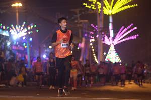BIB: 21873
                            <button type="button" onclick="openModal(17093094)" class="btn btn-primary btn-sm float-right btn-popup" data-toggle="modal" data-target=".modal-high-quality">
                        <i class="fas fa-shopping-cart"></i> Add to Cart
                    </button>
                                            <button type="button" onclick="isThisMe(17093094, true)" class="btn btn-success btn-sm float-right btn-popup btn-isme hidden" data-toggle="tooltip" data-placement="bottom" title="นี่คือรูปของคุณใช่ไหม คลิกที่นี่เพื่อเอาเข้าอัลบั้ม">
                        <i class="fas fa-plus"></i> Add to album
                    </button>
                    <button type="button" onclick="isThisMe(17093094, false)" class="btn btn-warning btn-sm float-right btn-popup btn-isnotme hidden">
                        <i class="fas fa-ban"></i> Remove from album
                    </button>