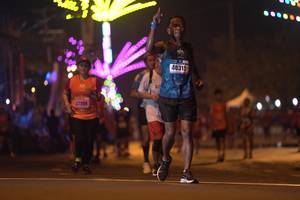 BIB: 40315, 37209
                            <button type="button" onclick="openModal(17076980)" class="btn btn-primary btn-sm float-right btn-popup" data-toggle="modal" data-target=".modal-high-quality">
                        <i class="fas fa-shopping-cart"></i> Add to Cart
                    </button>
                                            <button type="button" onclick="isThisMe(17076980, true)" class="btn btn-success btn-sm float-right btn-popup btn-isme hidden" data-toggle="tooltip" data-placement="bottom" title="นี่คือรูปของคุณใช่ไหม คลิกที่นี่เพื่อเอาเข้าอัลบั้ม">
                        <i class="fas fa-plus"></i> Add to album
                    </button>
                    <button type="button" onclick="isThisMe(17076980, false)" class="btn btn-warning btn-sm float-right btn-popup btn-isnotme hidden">
                        <i class="fas fa-ban"></i> Remove from album
                    </button>