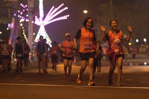 BIB: 25739, 2760
                            <button type="button" onclick="openModal(17120527)" class="btn btn-primary btn-sm float-right btn-popup" data-toggle="modal" data-target=".modal-high-quality">
                        <i class="fas fa-shopping-cart"></i> Add to Cart
                    </button>
                                            <button type="button" onclick="isThisMe(17120527, true)" class="btn btn-success btn-sm float-right btn-popup btn-isme hidden" data-toggle="tooltip" data-placement="bottom" title="นี่คือรูปของคุณใช่ไหม คลิกที่นี่เพื่อเอาเข้าอัลบั้ม">
                        <i class="fas fa-plus"></i> Add to album
                    </button>
                    <button type="button" onclick="isThisMe(17120527, false)" class="btn btn-warning btn-sm float-right btn-popup btn-isnotme hidden">
                        <i class="fas fa-ban"></i> Remove from album
                    </button>