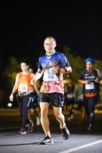 BIB: 406, 1564
                            <button type="button" onclick="openModal(17221623)" class="btn btn-primary btn-sm float-right btn-popup" data-toggle="modal" data-target=".modal-high-quality">
                        <i class="fas fa-shopping-cart"></i> Add to Cart
                    </button>
                                            <button type="button" onclick="isThisMe(17221623, true)" class="btn btn-success btn-sm float-right btn-popup btn-isme hidden" data-toggle="tooltip" data-placement="bottom" title="นี่คือรูปของคุณใช่ไหม คลิกที่นี่เพื่อเอาเข้าอัลบั้ม">
                        <i class="fas fa-plus"></i> Add to album
                    </button>
                    <button type="button" onclick="isThisMe(17221623, false)" class="btn btn-warning btn-sm float-right btn-popup btn-isnotme hidden">
                        <i class="fas fa-ban"></i> Remove from album
                    </button>