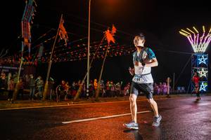 BIB: 484
                            <button type="button" onclick="openModal(17862893)" class="btn btn-primary btn-sm float-right btn-popup" data-toggle="modal" data-target=".modal-high-quality">
                        <i class="fas fa-shopping-cart"></i> Add to Cart
                    </button>
                                            <button type="button" onclick="isThisMe(17862893, true)" class="btn btn-success btn-sm float-right btn-popup btn-isme hidden" data-toggle="tooltip" data-placement="bottom" title="นี่คือรูปของคุณใช่ไหม คลิกที่นี่เพื่อเอาเข้าอัลบั้ม">
                        <i class="fas fa-plus"></i> Add to album
                    </button>
                    <button type="button" onclick="isThisMe(17862893, false)" class="btn btn-warning btn-sm float-right btn-popup btn-isnotme hidden">
                        <i class="fas fa-ban"></i> Remove from album
                    </button>