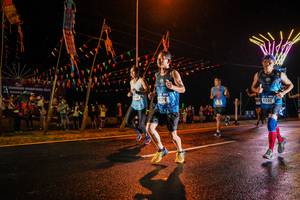 BIB: 1292, 1270
                            <button type="button" onclick="openModal(17856828)" class="btn btn-primary btn-sm float-right btn-popup" data-toggle="modal" data-target=".modal-high-quality">
                        <i class="fas fa-shopping-cart"></i> Add to Cart
                    </button>
                                            <button type="button" onclick="isThisMe(17856828, true)" class="btn btn-success btn-sm float-right btn-popup btn-isme hidden" data-toggle="tooltip" data-placement="bottom" title="นี่คือรูปของคุณใช่ไหม คลิกที่นี่เพื่อเอาเข้าอัลบั้ม">
                        <i class="fas fa-plus"></i> Add to album
                    </button>
                    <button type="button" onclick="isThisMe(17856828, false)" class="btn btn-warning btn-sm float-right btn-popup btn-isnotme hidden">
                        <i class="fas fa-ban"></i> Remove from album
                    </button>