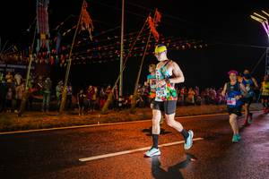 BIB: 2022, 4024
                            <button type="button" onclick="openModal(17863314)" class="btn btn-primary btn-sm float-right btn-popup" data-toggle="modal" data-target=".modal-high-quality">
                        <i class="fas fa-shopping-cart"></i> Add to Cart
                    </button>
                                            <button type="button" onclick="isThisMe(17863314, true)" class="btn btn-success btn-sm float-right btn-popup btn-isme hidden" data-toggle="tooltip" data-placement="bottom" title="นี่คือรูปของคุณใช่ไหม คลิกที่นี่เพื่อเอาเข้าอัลบั้ม">
                        <i class="fas fa-plus"></i> Add to album
                    </button>
                    <button type="button" onclick="isThisMe(17863314, false)" class="btn btn-warning btn-sm float-right btn-popup btn-isnotme hidden">
                        <i class="fas fa-ban"></i> Remove from album
                    </button>