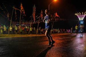 BIB: 1250
                            <button type="button" onclick="openModal(17859257)" class="btn btn-primary btn-sm float-right btn-popup" data-toggle="modal" data-target=".modal-high-quality">
                        <i class="fas fa-shopping-cart"></i> Add to Cart
                    </button>
                                            <button type="button" onclick="isThisMe(17859257, true)" class="btn btn-success btn-sm float-right btn-popup btn-isme hidden" data-toggle="tooltip" data-placement="bottom" title="นี่คือรูปของคุณใช่ไหม คลิกที่นี่เพื่อเอาเข้าอัลบั้ม">
                        <i class="fas fa-plus"></i> Add to album
                    </button>
                    <button type="button" onclick="isThisMe(17859257, false)" class="btn btn-warning btn-sm float-right btn-popup btn-isnotme hidden">
                        <i class="fas fa-ban"></i> Remove from album
                    </button>